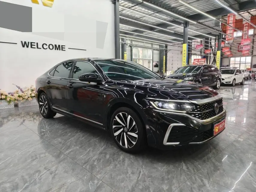 Volkswagen 2022 Passat 2.0TSI 330TSI Star Elite Edition Automatic Gear 3