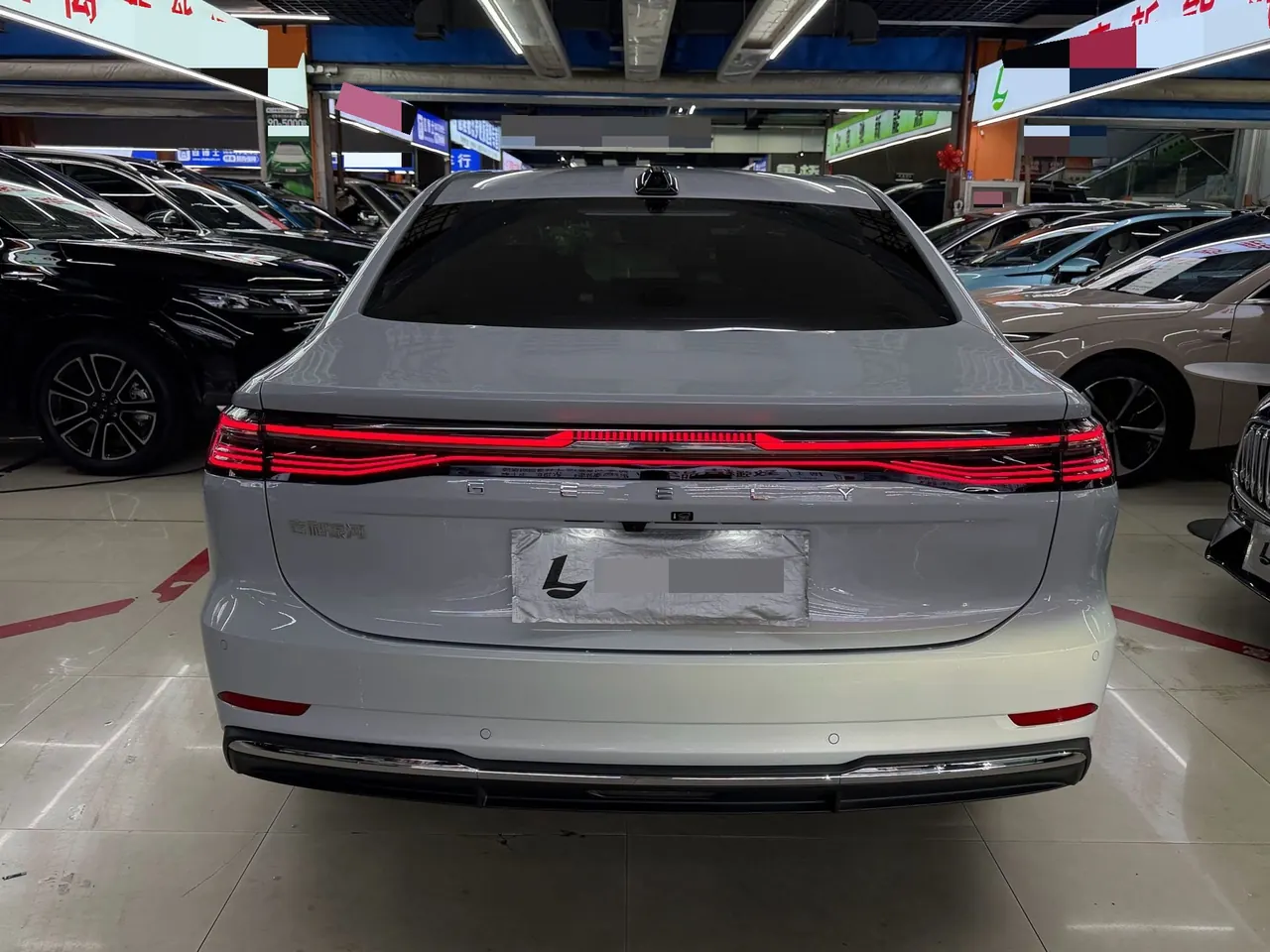 Geely Galaxy 2026 A7 EM-i 1.5 235km Discovery Edition Automatic Gear 4
