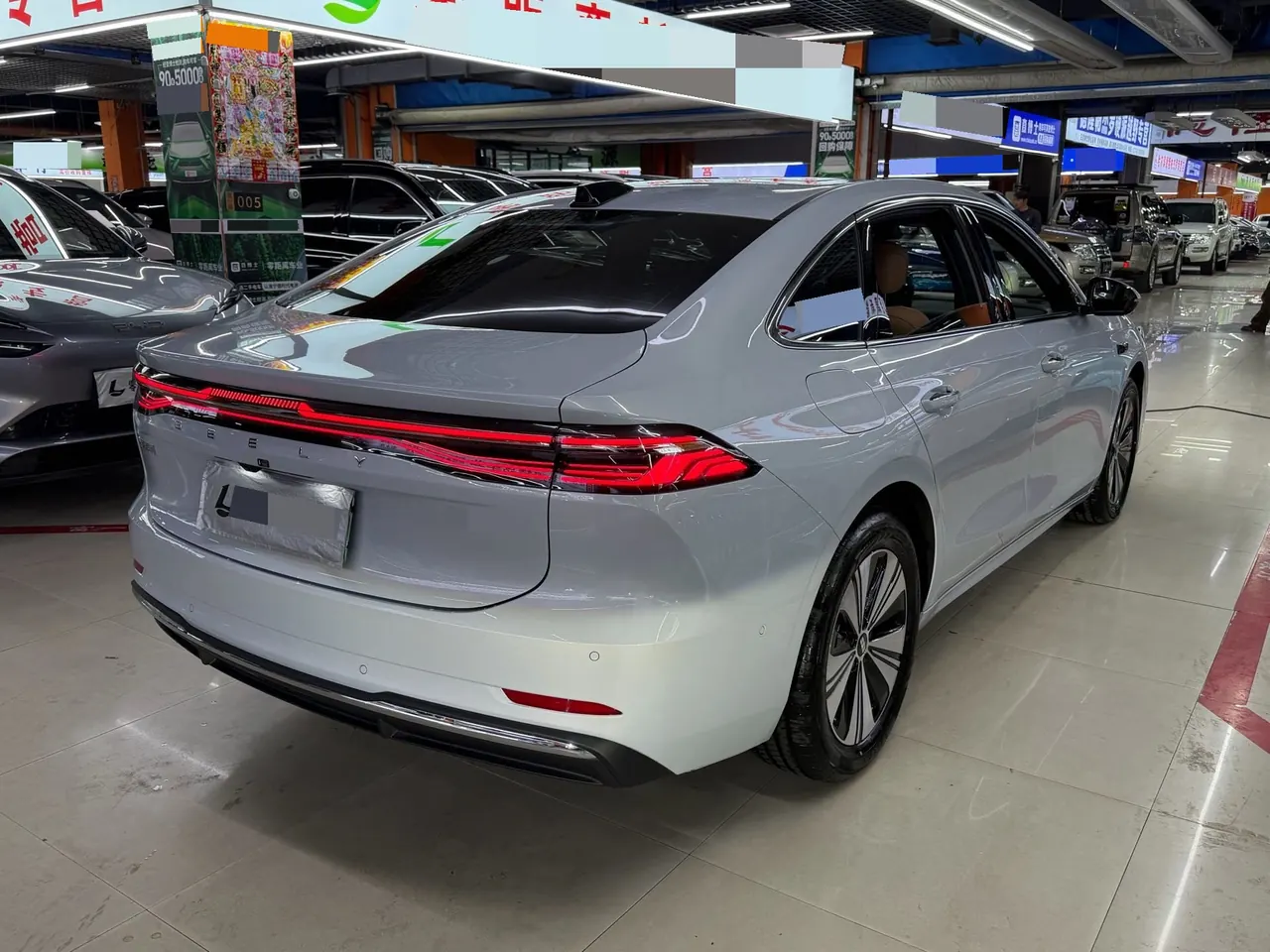 Geely Galaxy 2026 A7 EM-i 1.5 235km Discovery Edition Automatic Gear 5