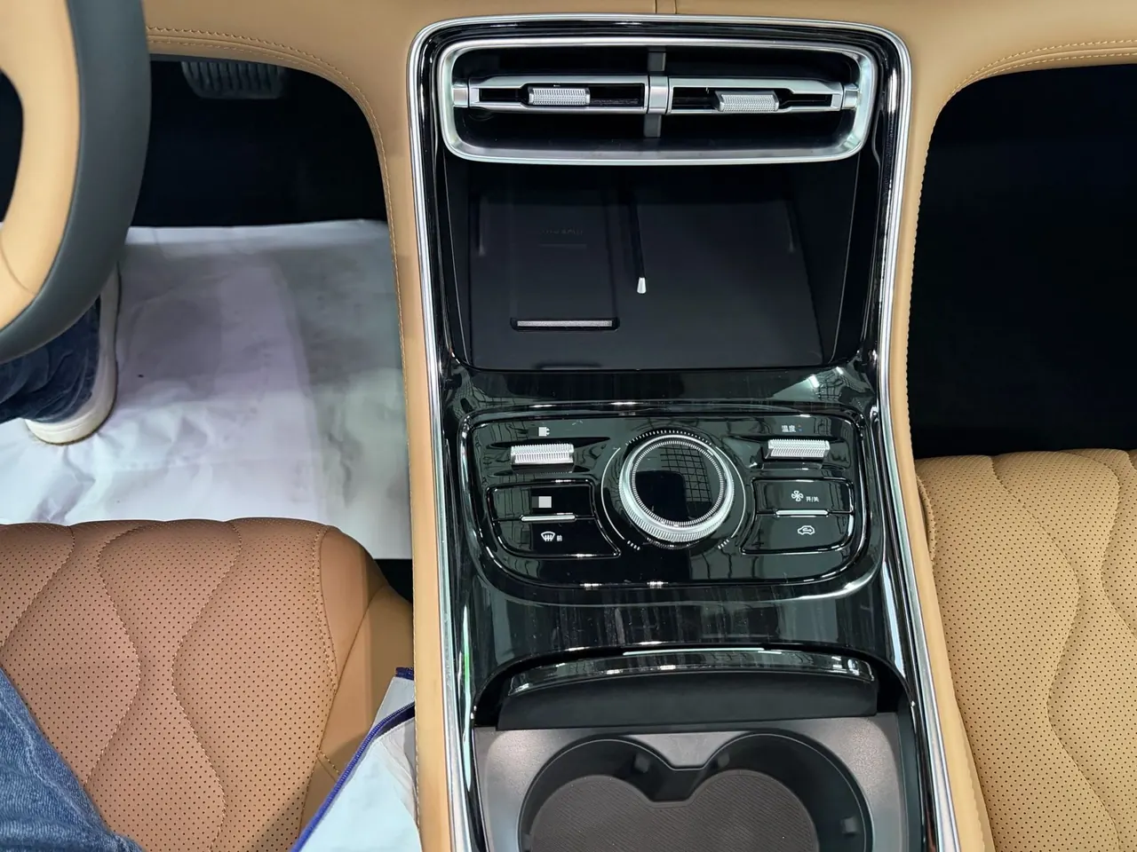 Geely Galaxy 2026 A7 EM-i 1.5 235km Discovery Edition Automatic Gear 9