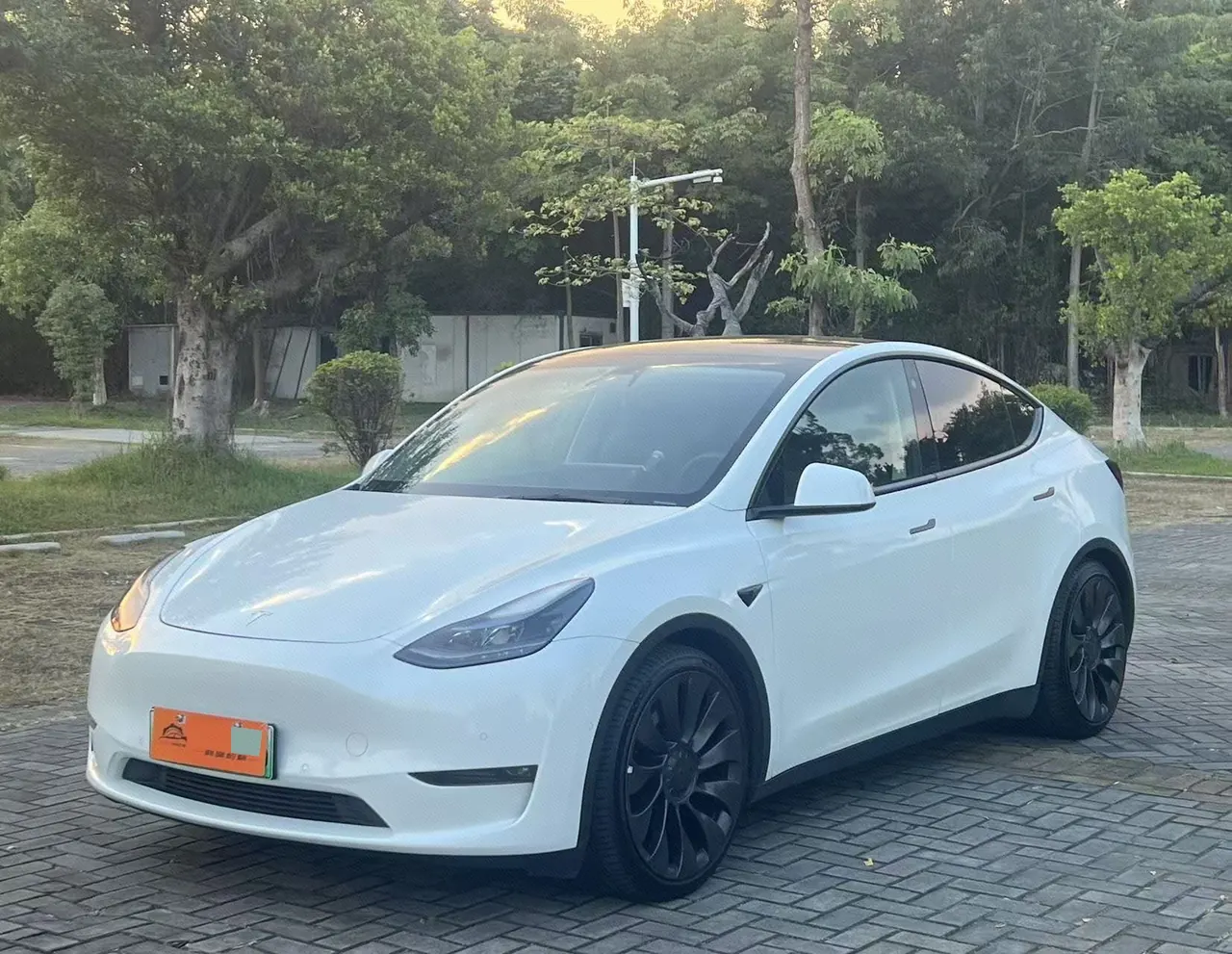 Tesla 2022 Model Y Performance high-performance all-wheel drive version (facelift) automatic gear - View 1
