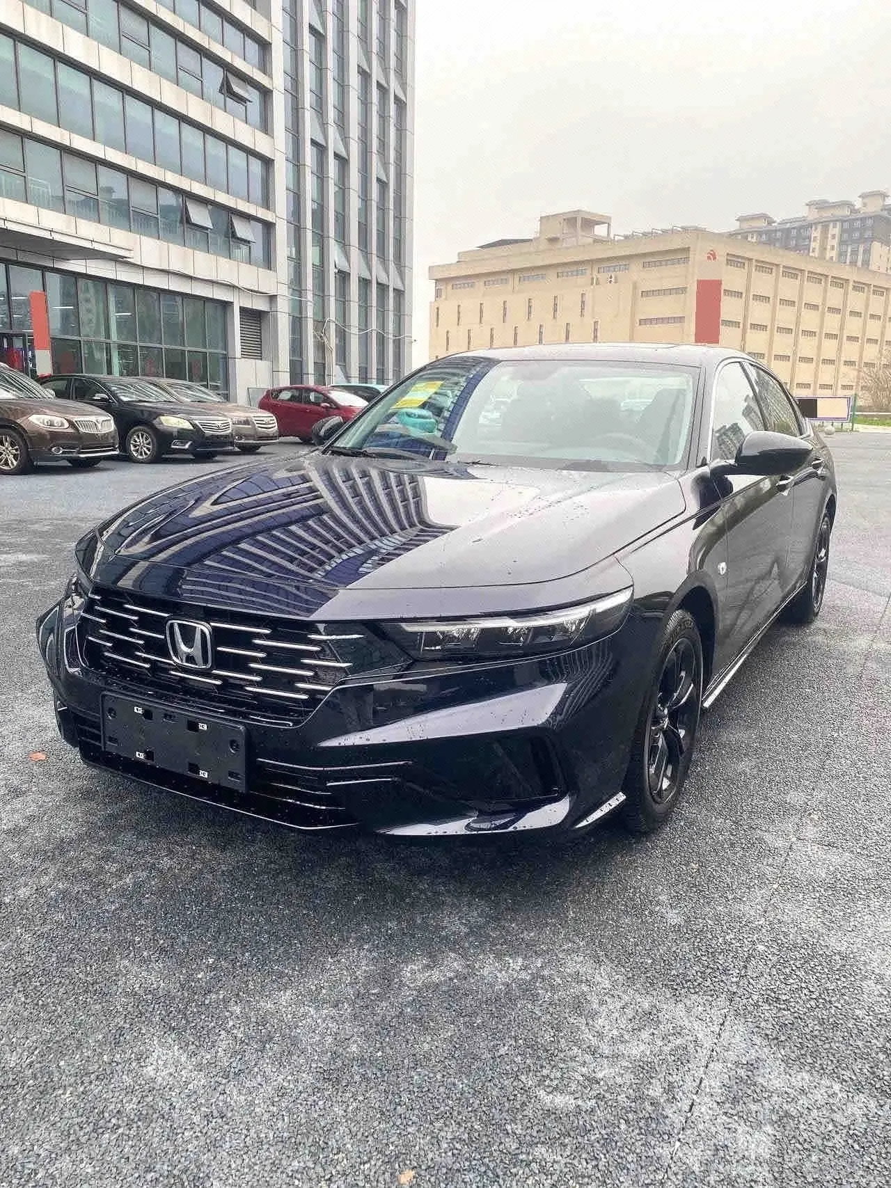 Honda 2025 11th Generation Accord 1.5T Stepless 260TURBO Sports Series Comfort Edition Automatic Gear - View 1