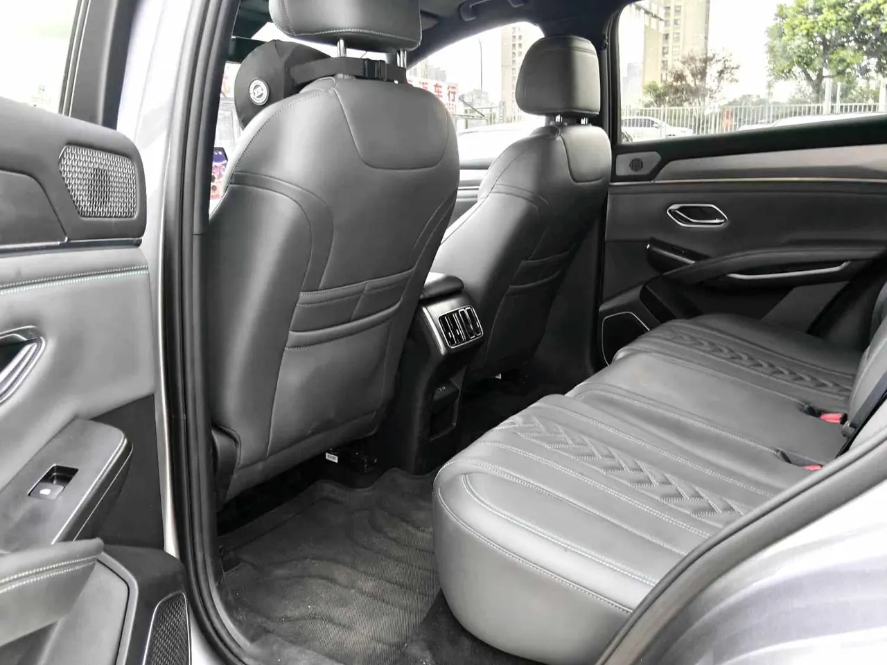 BYD 2025 Song L DM-i 1.5 Stepless Smart Driving Edition 112km Exceed Automatic Gear 10