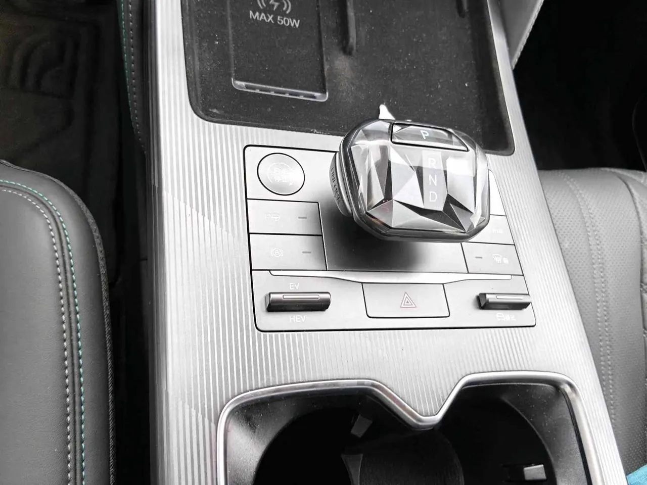 BYD 2025 Song L DM-i 1.5 Stepless Smart Driving Edition 112km Exceed Automatic Gear 7