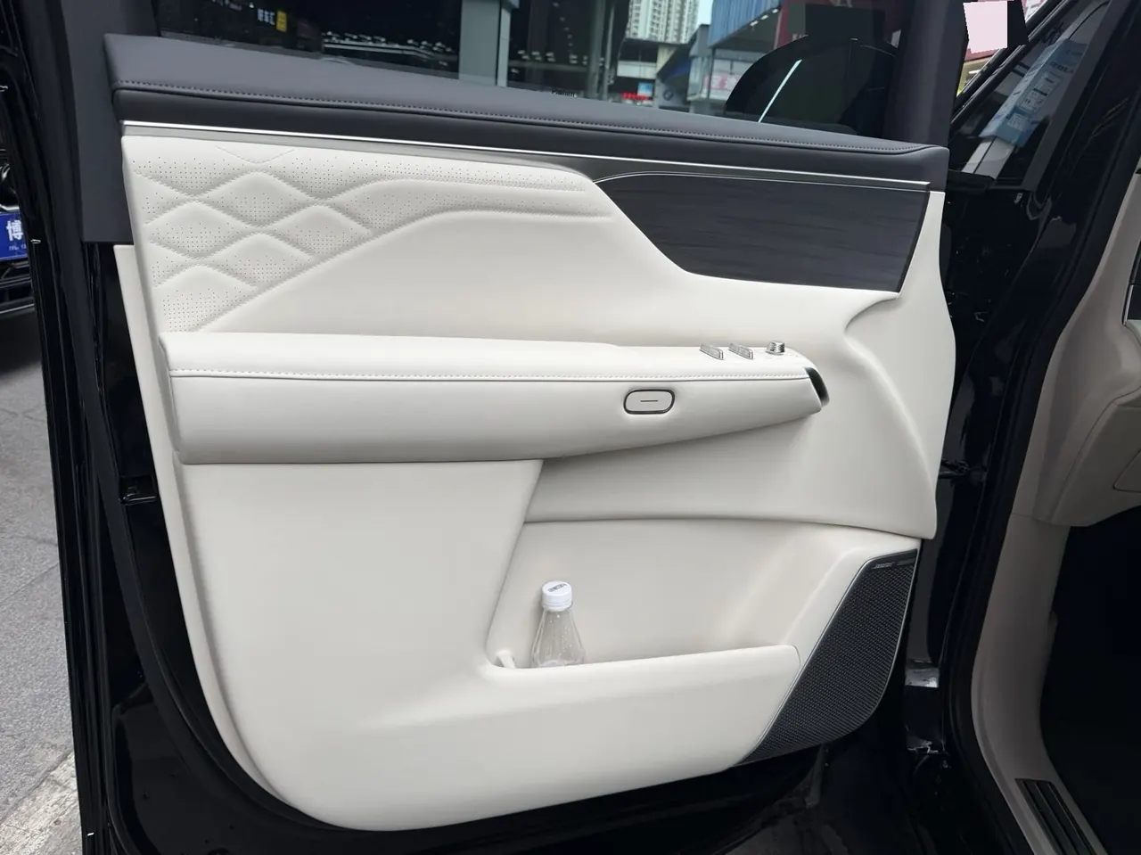 Buick 2026 to the world family 1.5T luxury version of automatic gear 6