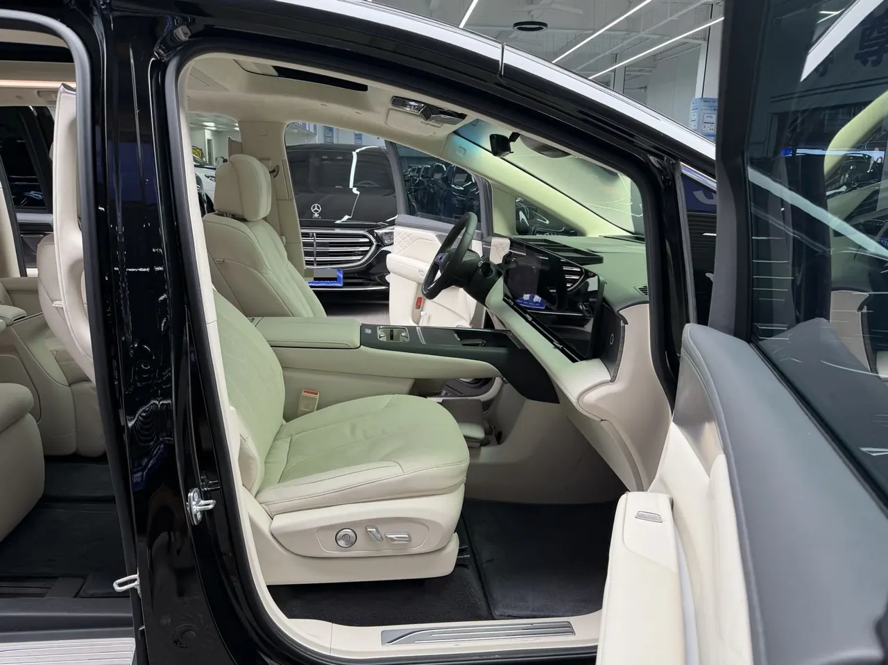 Buick 2026 to the world family 1.5T luxury version of automatic gear 8
