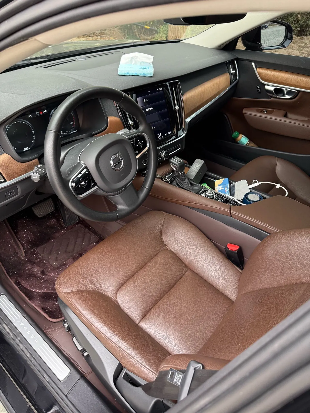 Volvo 2020 S90 2.0T T5 Zhiyi Deluxe Edition Automatic Gear 2