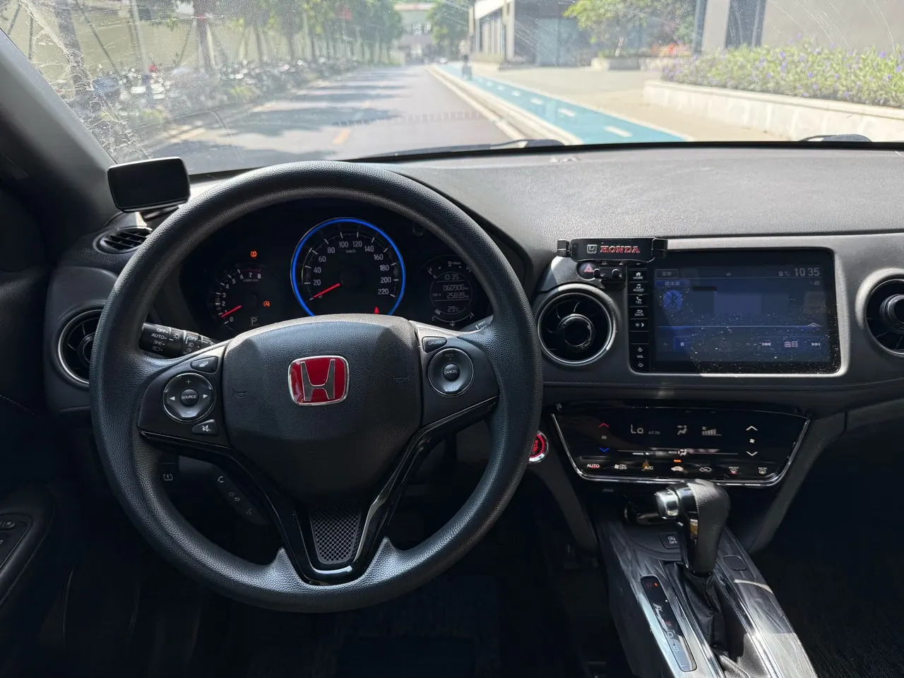 Honda 2020 XR-V 1.5T stepless 220TURBO deluxe automatic gear 8
