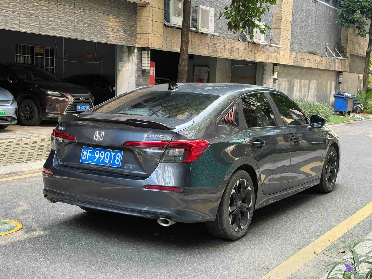 Honda 2022 Civic 1.5T Stepless 240TURBO Combustion Edition Automatic Gear 4