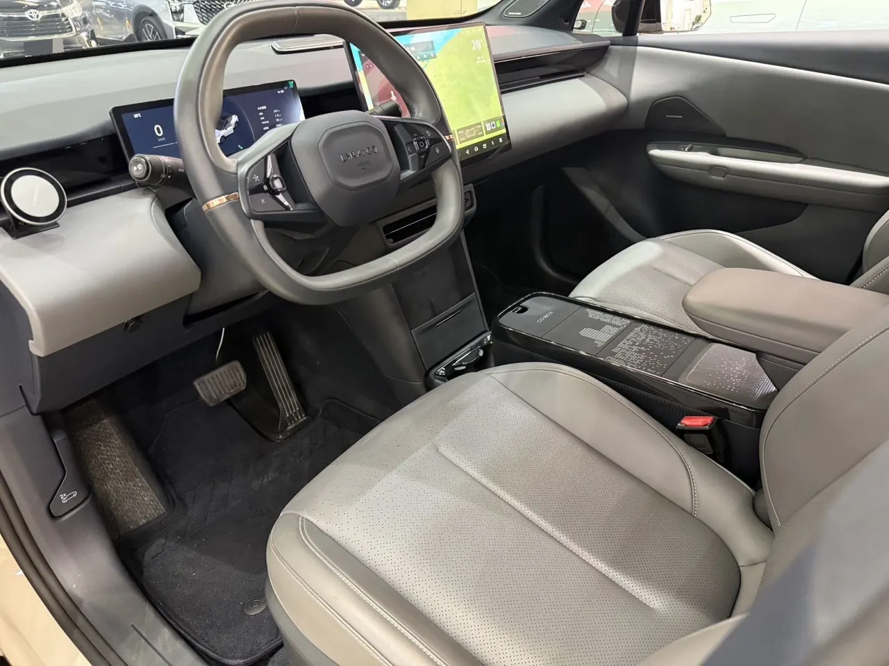 LYNK&amp;CO 2025 LYNK&amp;CO Z 20 530km Rear Drive Pro Automatic 6