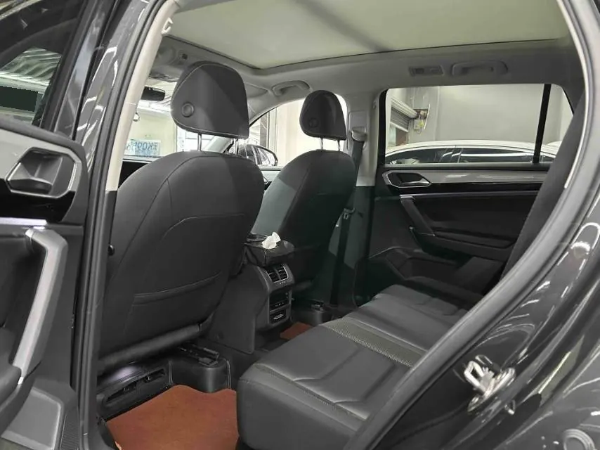 Volkswagen 2020 Tanyue 2.0TSI 330TSI Two-Drive Deluxe Smart Joint Edition Automatic Gear 5
