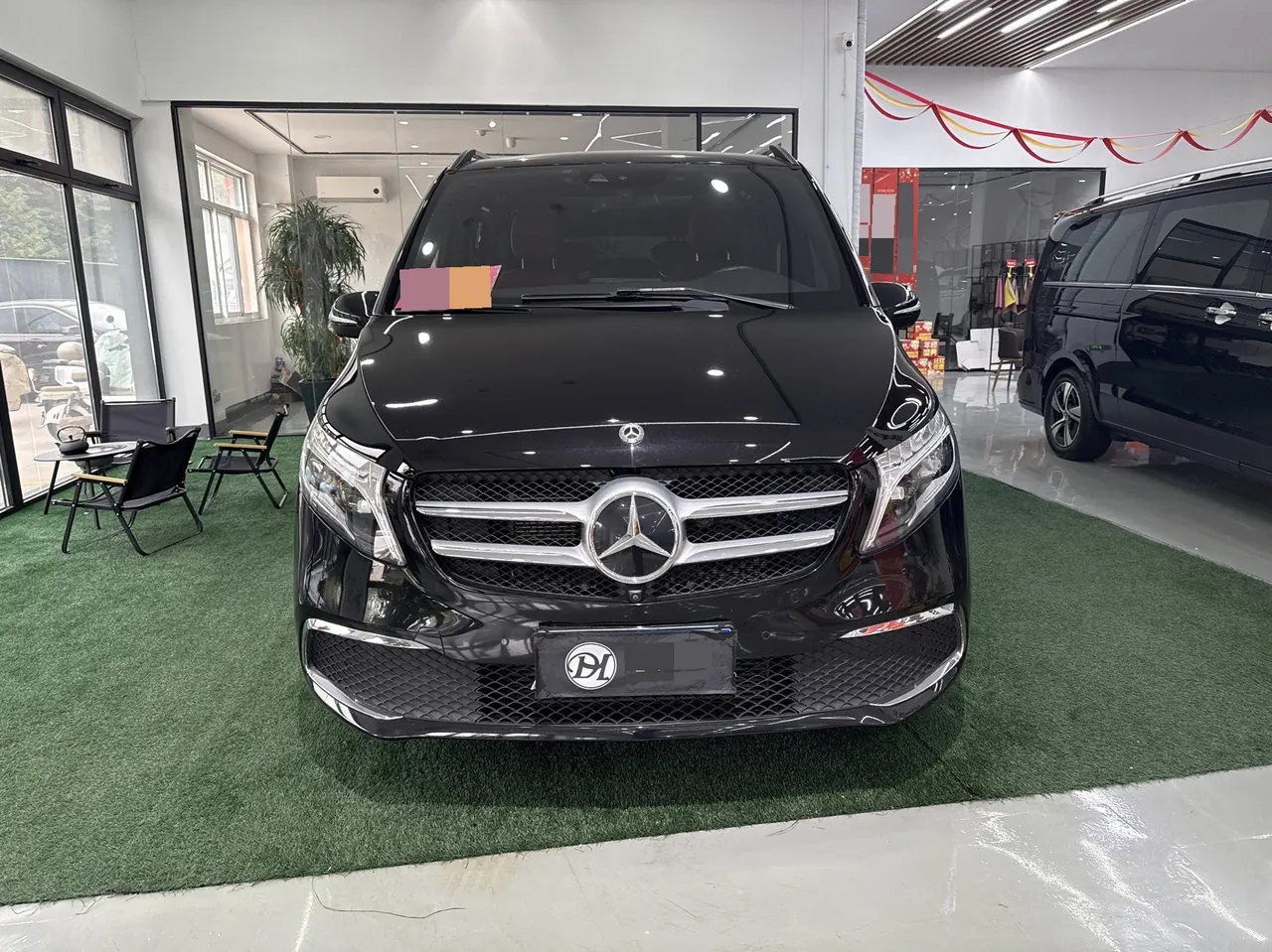 Mercedes Benz V 2020V 260 2.0T Premium Edition Automatic Gear 2