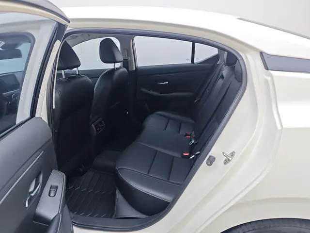 Nissan 2021 Sylphy 1.6 Stepless XL Pleasant Edition Automatic Gear 9