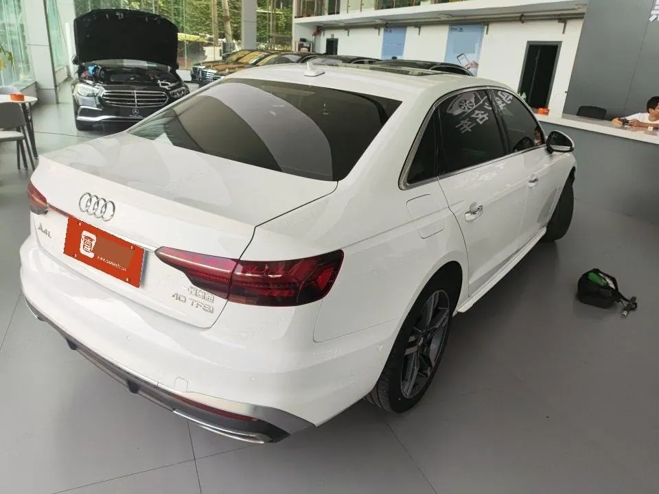 Audi 2020 A4L 2.0TFSI 40TFSI Deluxe Dynamic Automatic 5