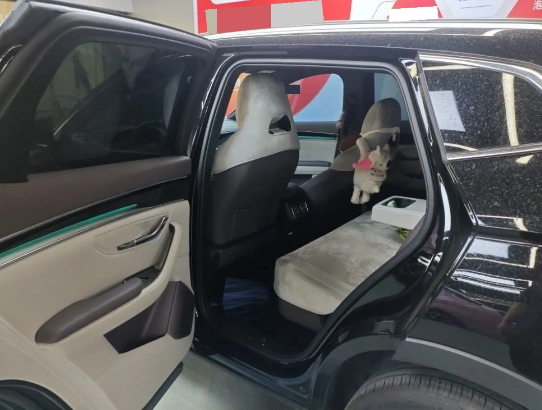 BYD Song PLUS New Energy 2025 Song PLUS DM-i 1.5 Stepless 112KM Honorable Automatic Gear 3