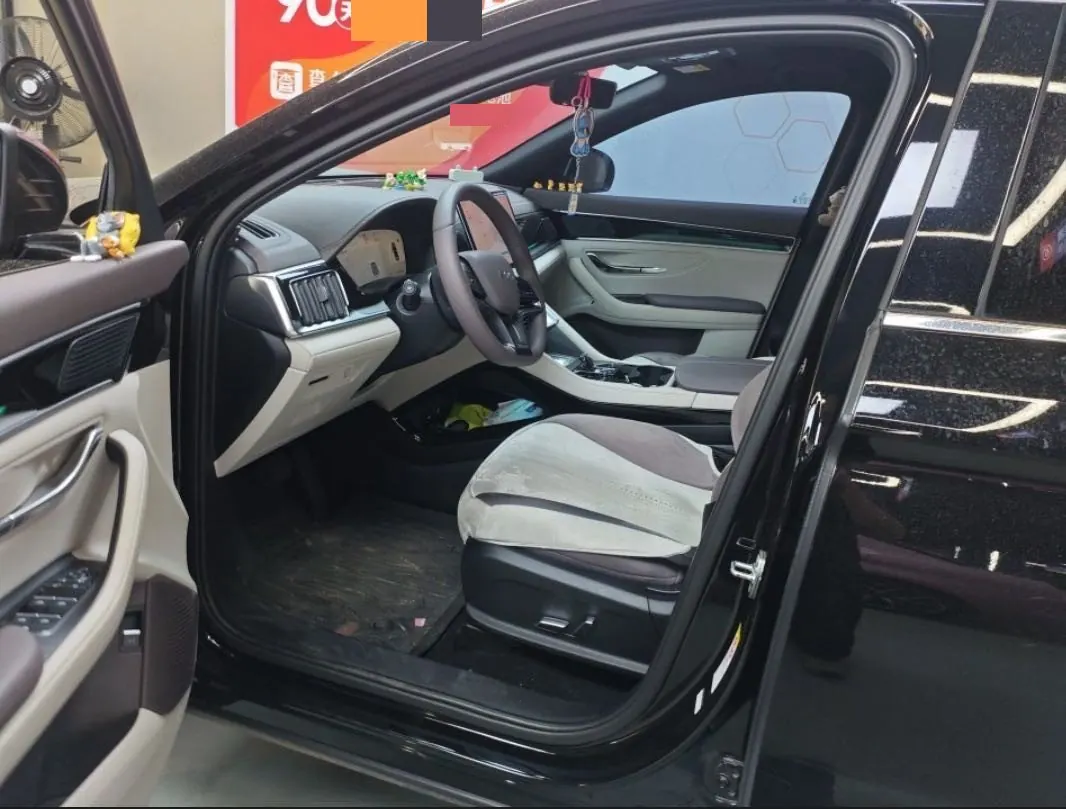 BYD Song PLUS New Energy 2025 Song PLUS DM-i 1.5 Stepless 112KM Honorable Automatic Gear 4