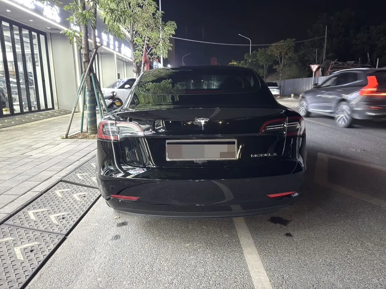 Tesla 2022 Model 3 rear-wheel drive version of automatic transmission 7