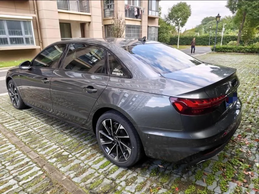 Audi 2022 A4L 2.0TFSI 40TFSI Deluxe Dynamic Automatic 6