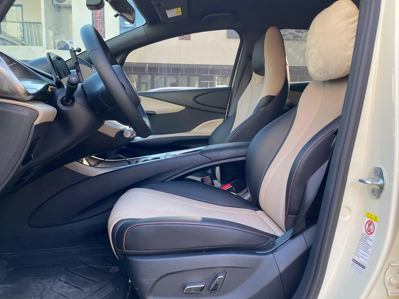 BYD 2025 Dolphin Smart Driving 420km Free Automatic 6