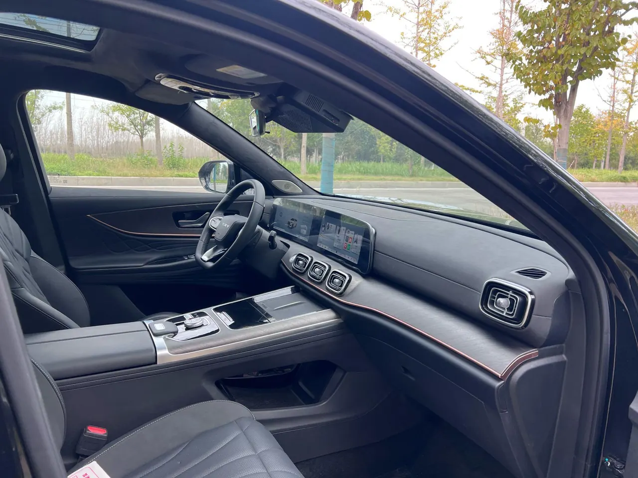 Chery 2024 Ruihu 9 2.0T Two-Drive Super Comfortable Premium Edition Automatic Gear 2