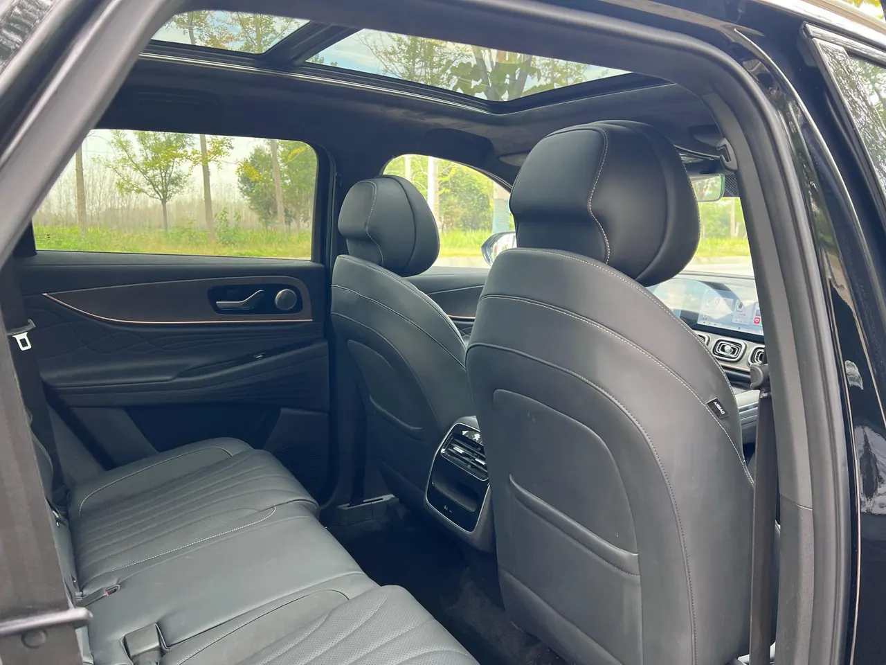 Chery 2024 Ruihu 9 2.0T Two-Drive Super Comfortable Premium Edition Automatic Gear 4