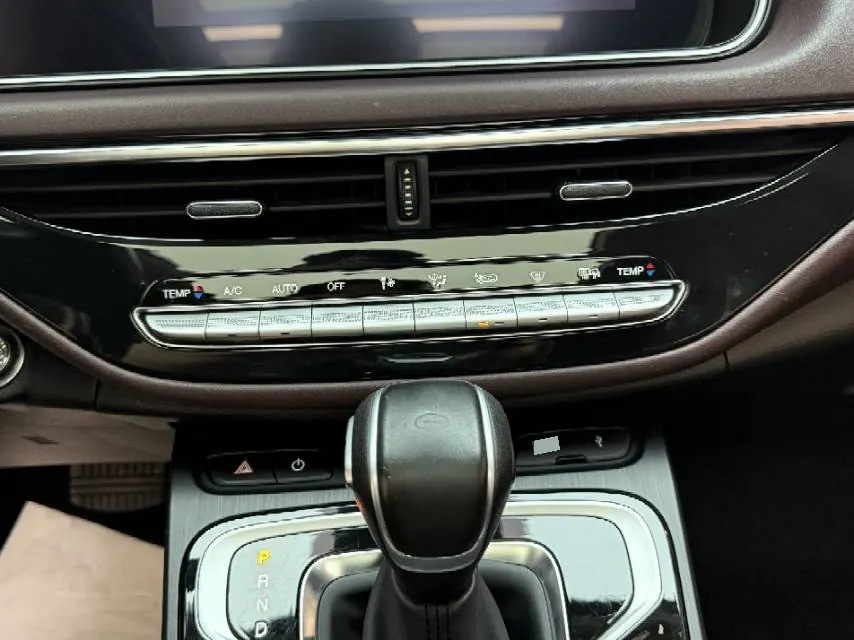 GAC Trumpchi 2021 M6 PRO 1.5T 270T Prestige Automatic 13