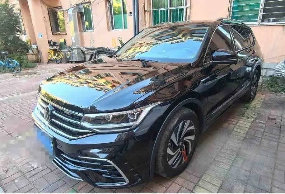 Volkswagen 2024 Tiguan L 1.5TSI 300TSI Front-Wheel-Drive Smart Enjoyment Edition Automatic Transmission - View 1