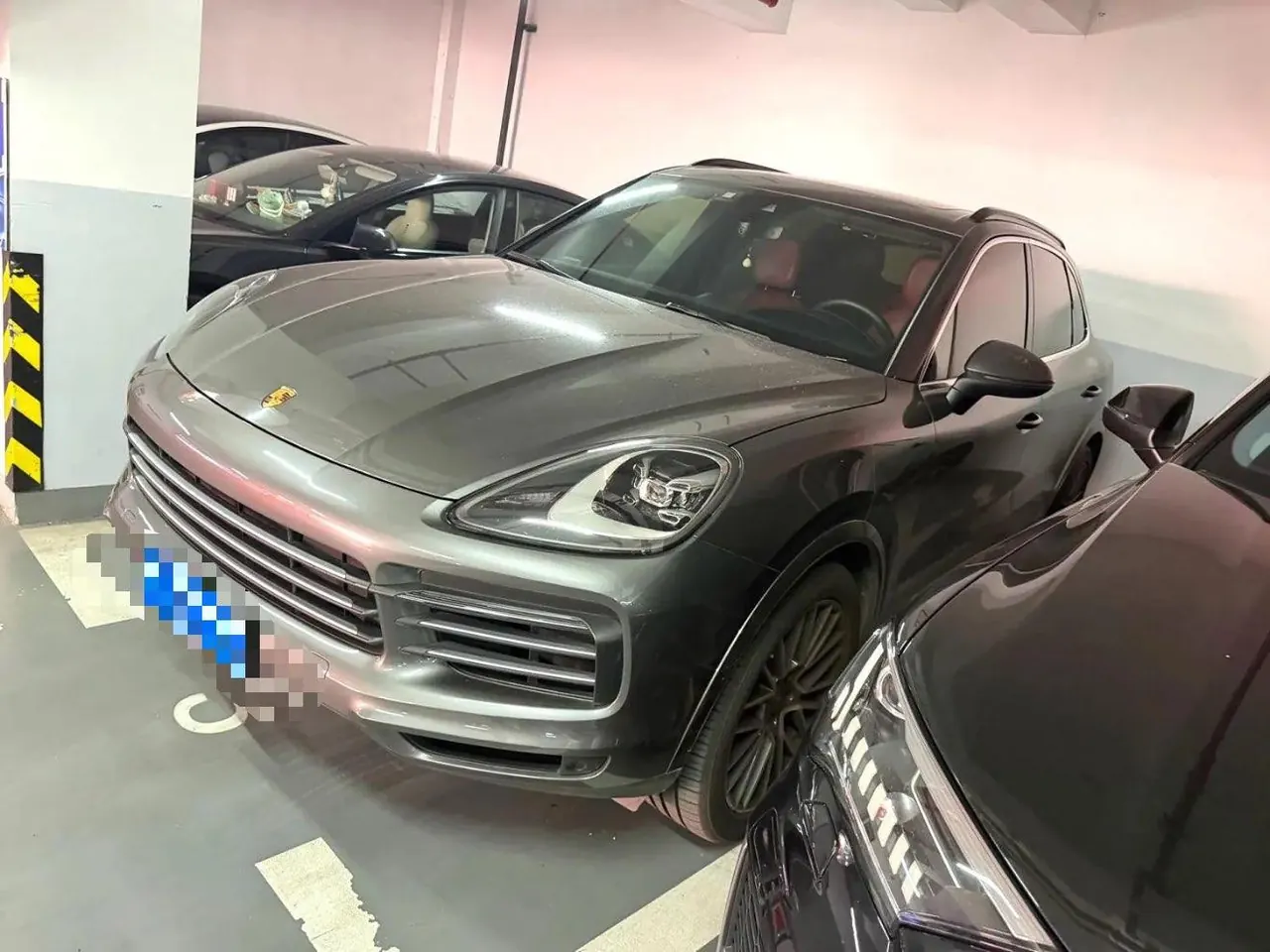 Porsche Cayenne (Imported) 2022 Cayenne 3.0T Platinum Edition Automatic Gear - View 1
