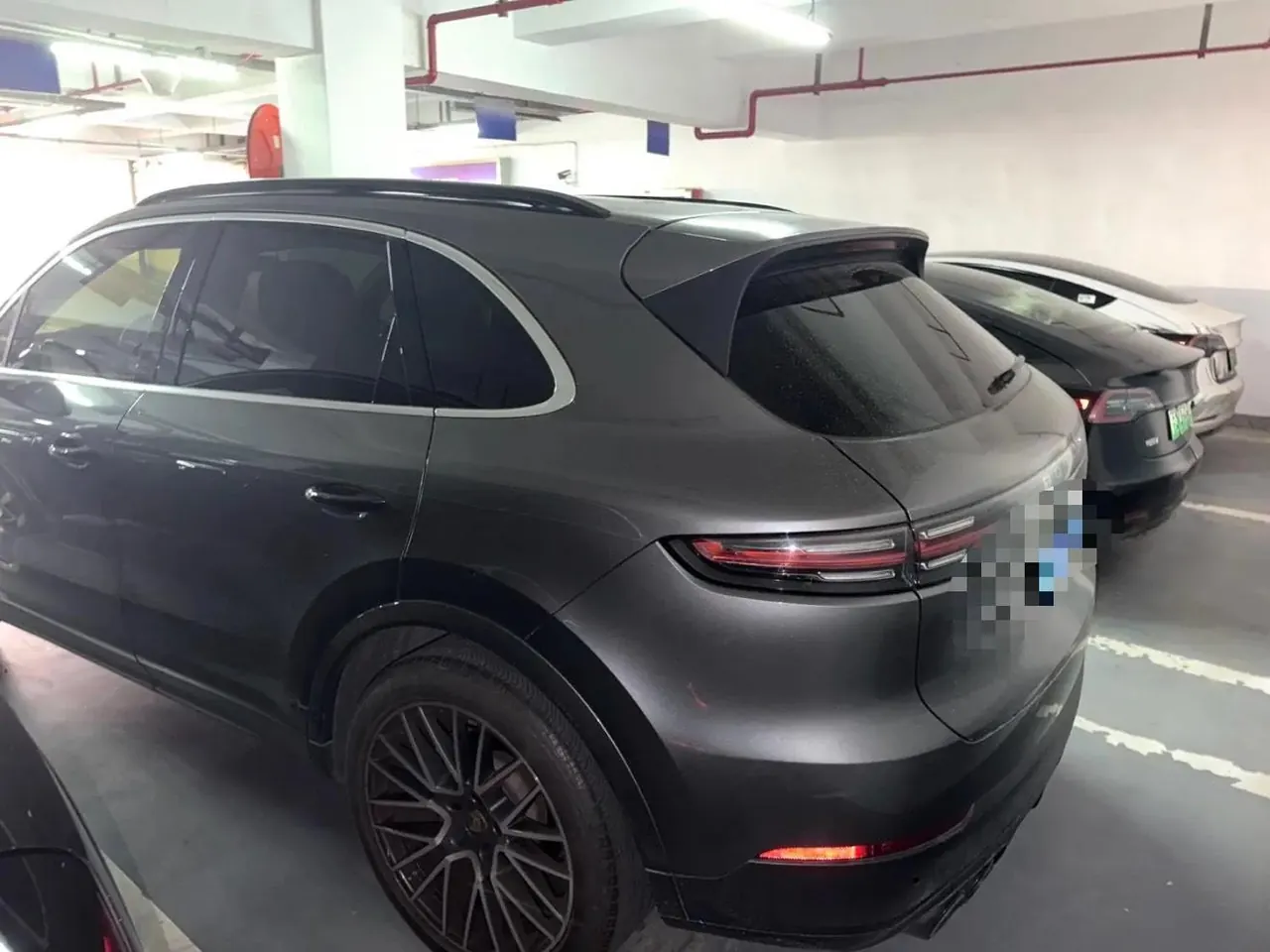 Porsche Cayenne (Imported) 2022 Cayenne 3.0T Platinum Edition Automatic Gear 4