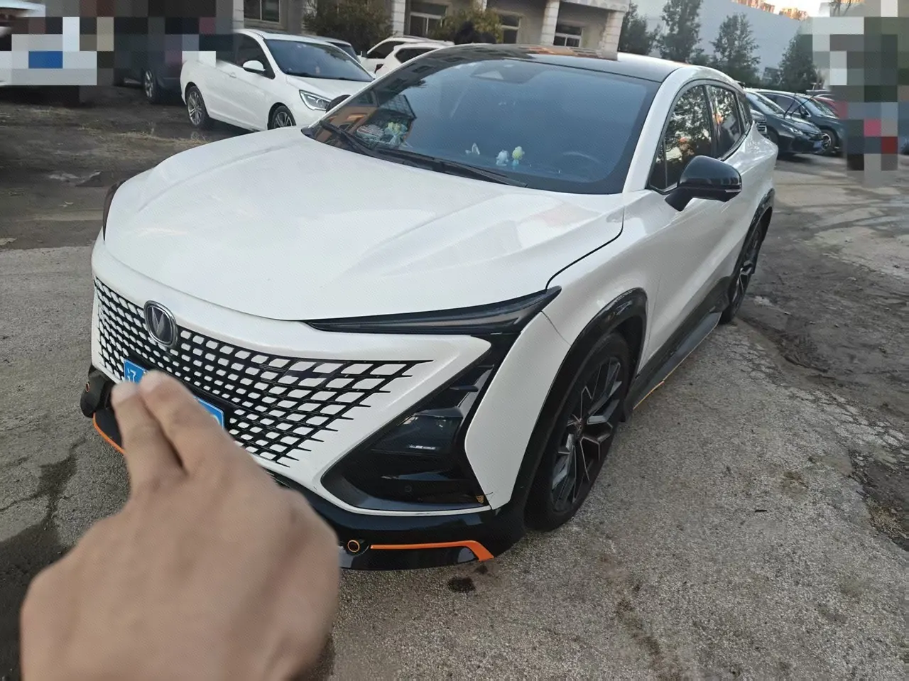 ChangAn 2022 UNI-T 1.5T honorable automatic gear - View 1