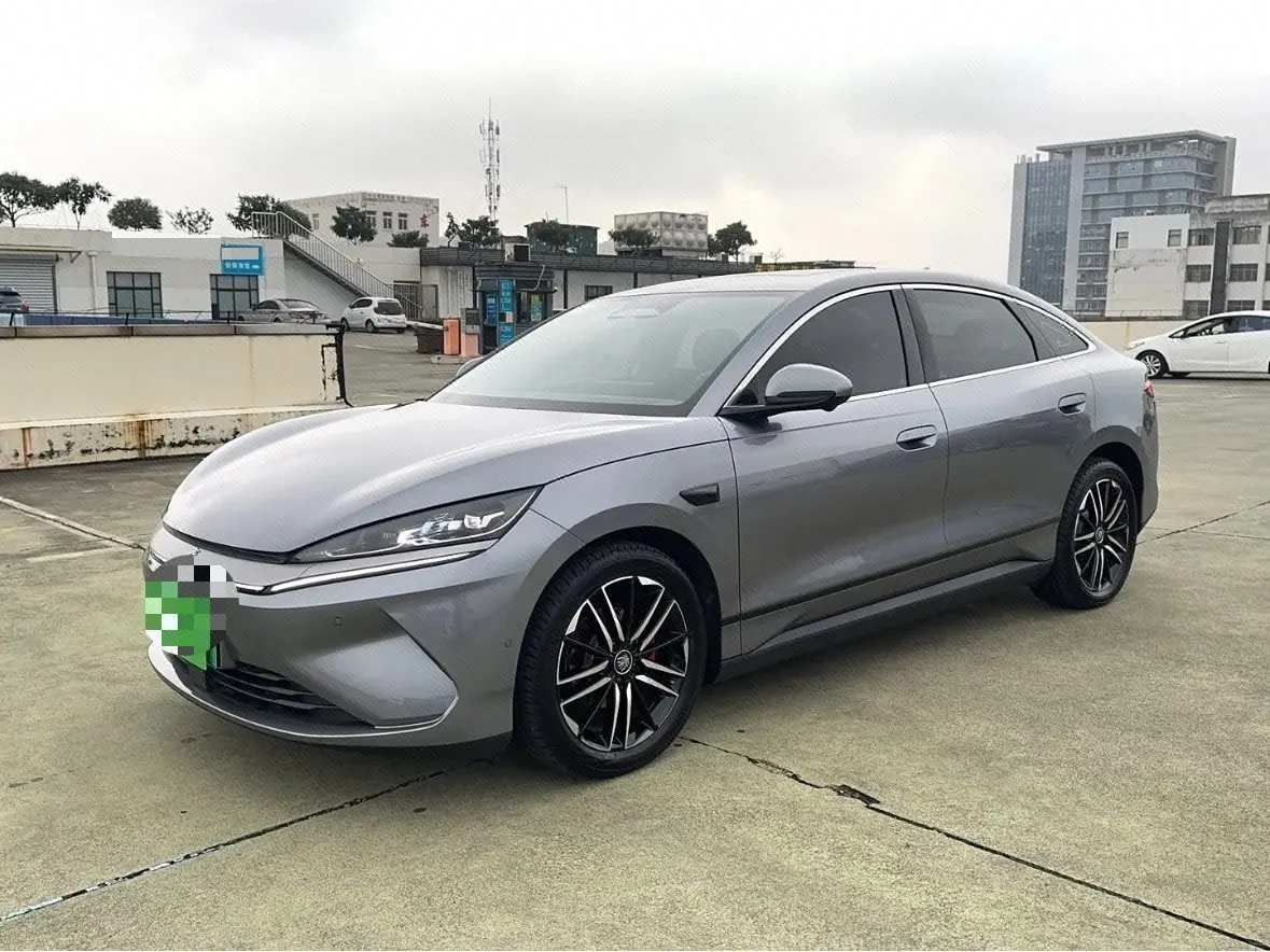 BYD 2025 Qin L EV 545KM cloud chariot type automatic gear - View 1