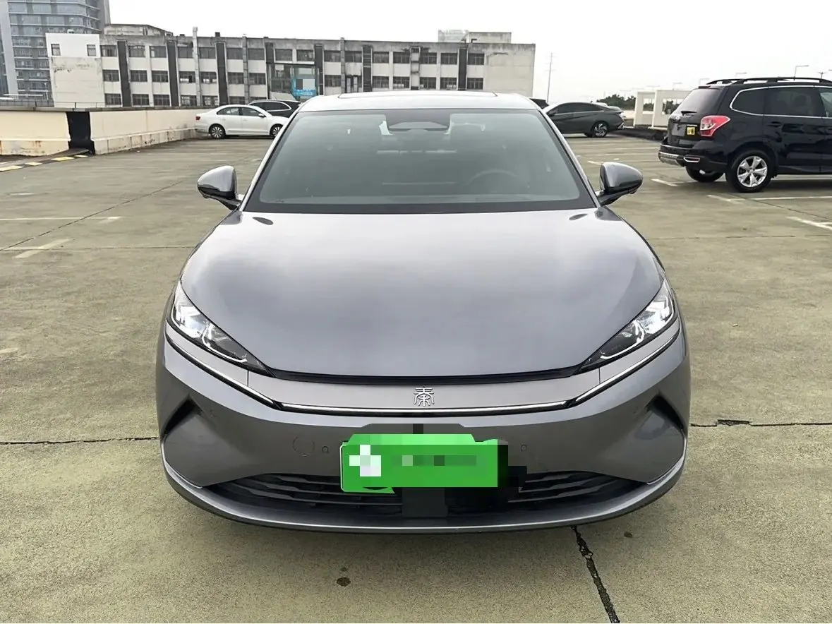 BYD 2025 Qin L EV 545KM cloud chariot type automatic gear 2