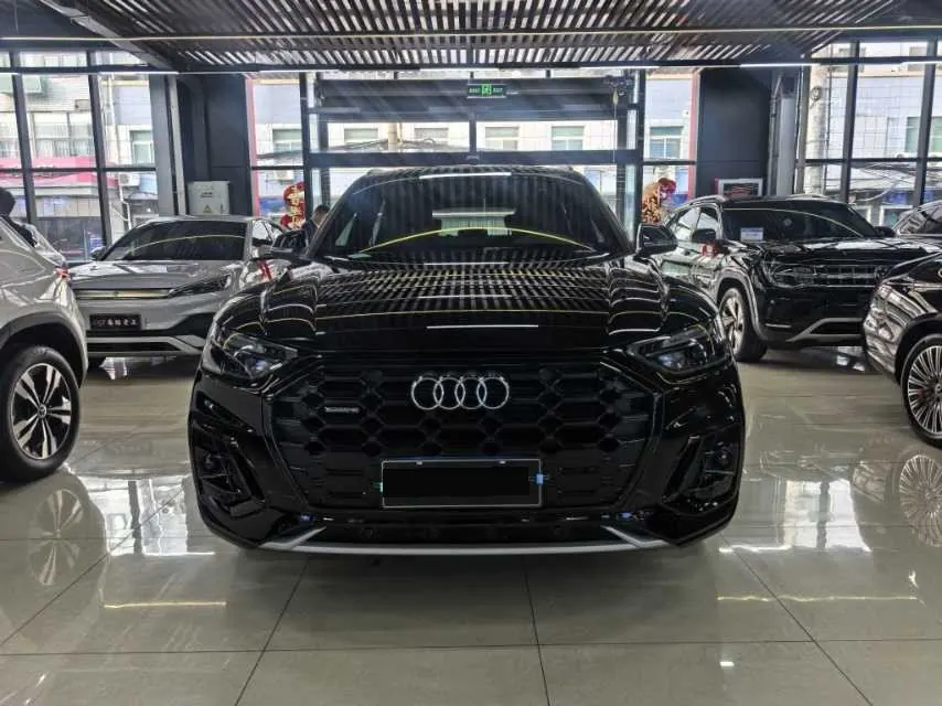 Audi 2025 Q5L 2.0TFSI 40TFSI 45th Anniversary Collection Edition Quattro Deluxe Dynamic Automatic 2