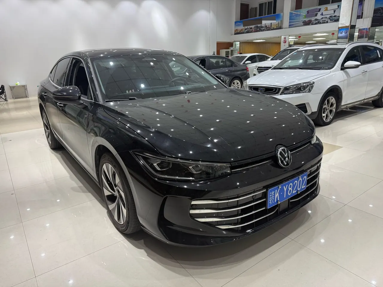 Volkswagen 2025 Passat Pro 1.5TSI 300TSI Star Dragon Edition Automatic Gear 3