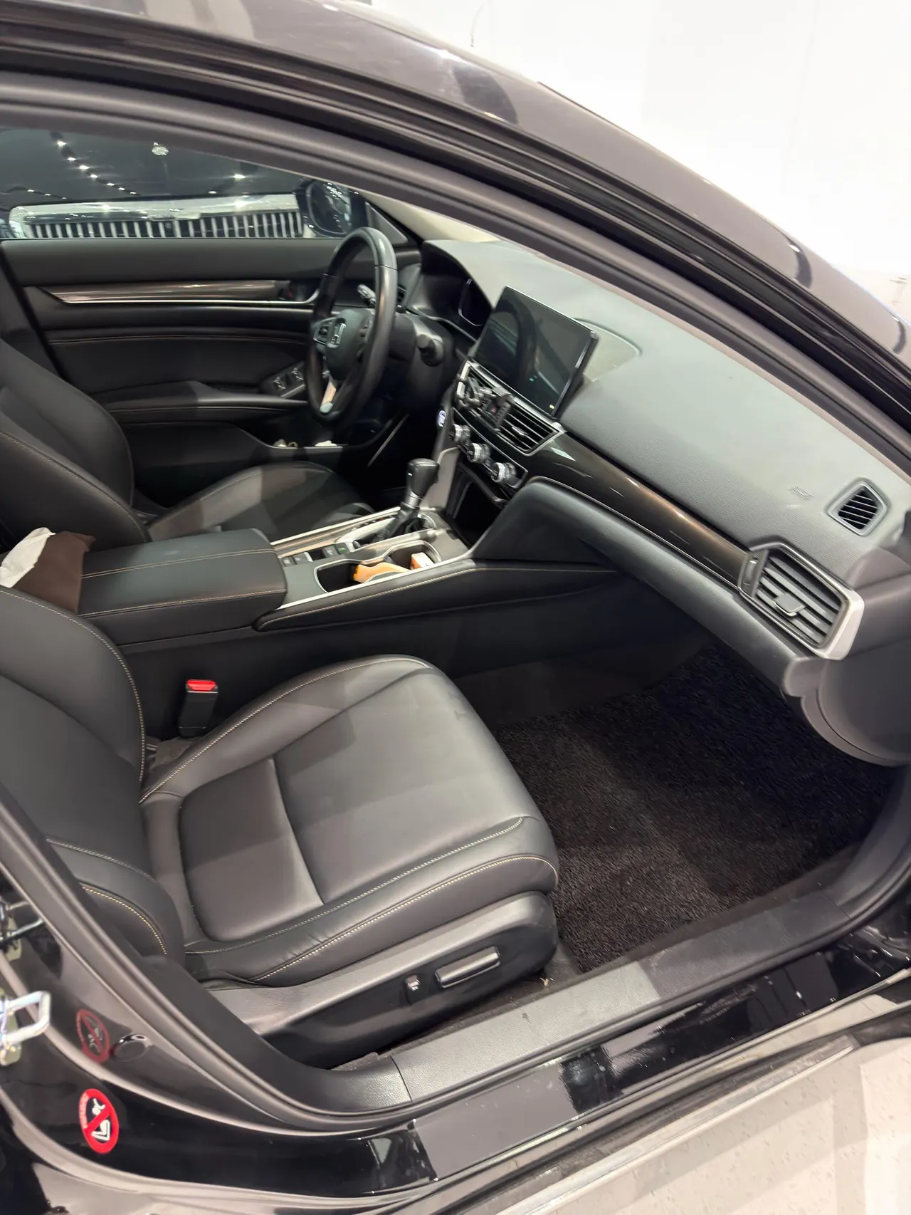 Honda 2022 10th Generation Accord 1.5T Stepless 260TURBO Magic Night Premium Edition Automatic Gear 11