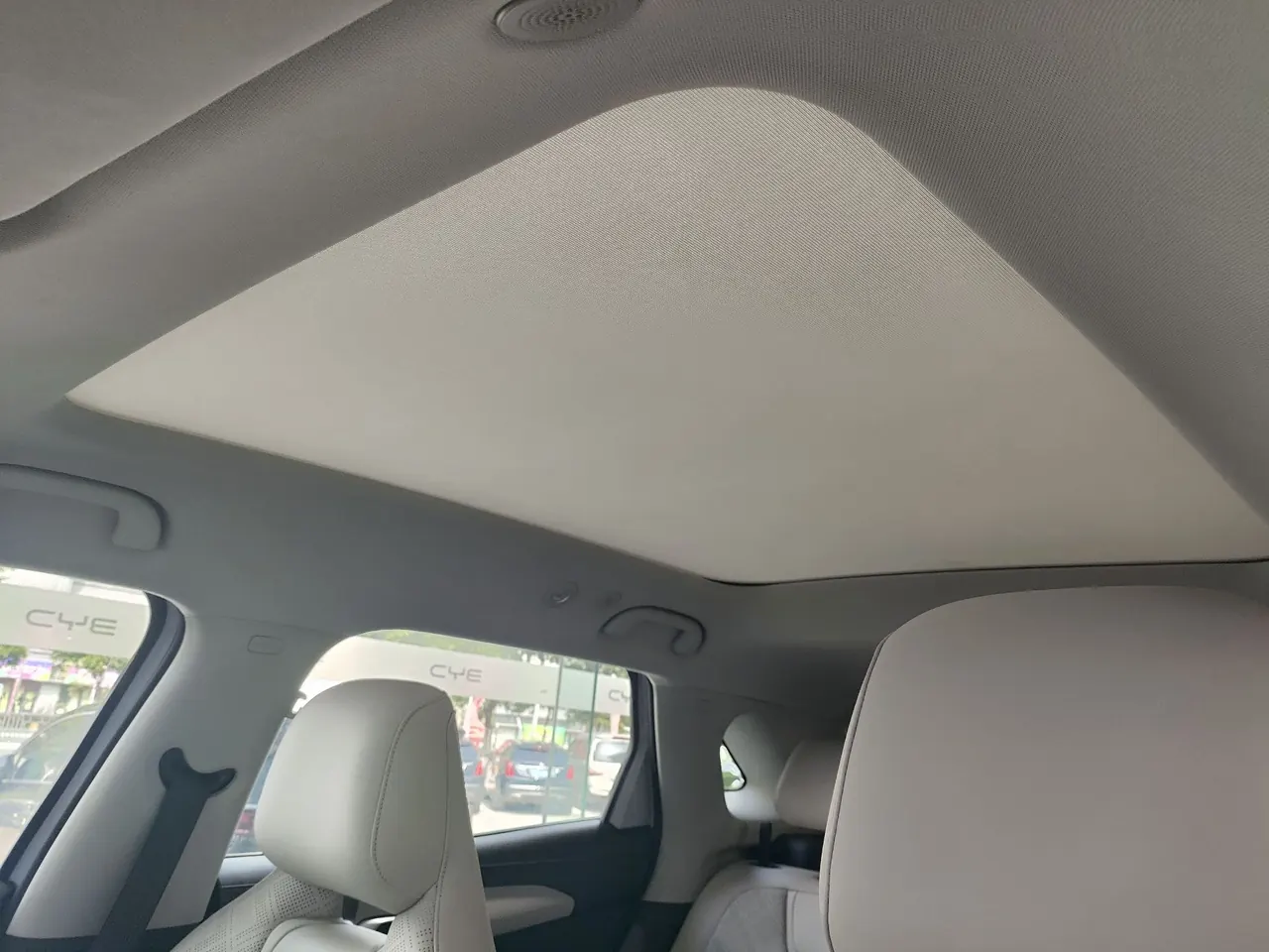 BYD 2025 Yuan UP Smart Driving 401KM Exceed Automatic Gear 2
