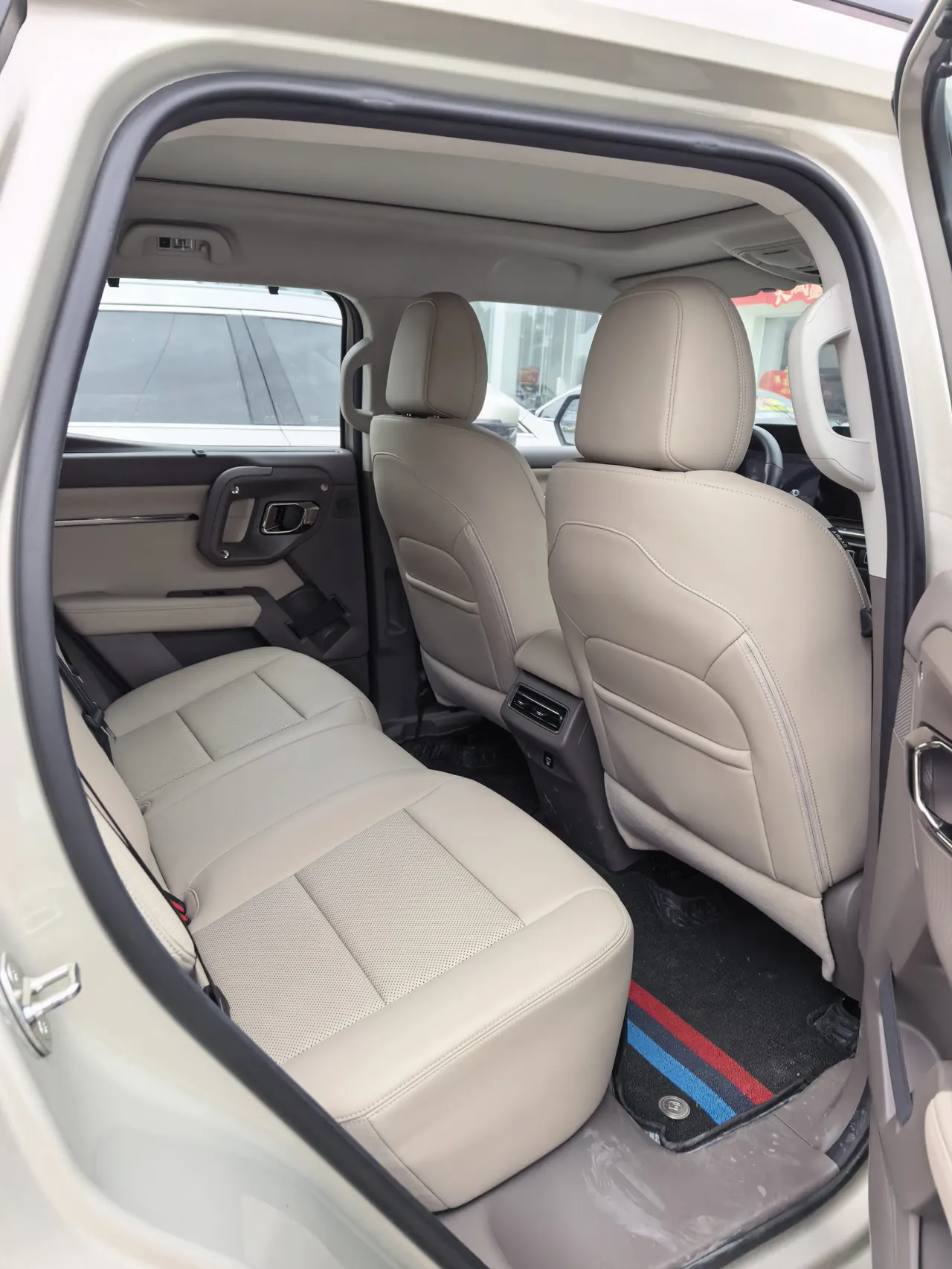 Haval 2026 big dog PLUS Hi4 1.5T 150km tidal wave electric version automatic gear 4