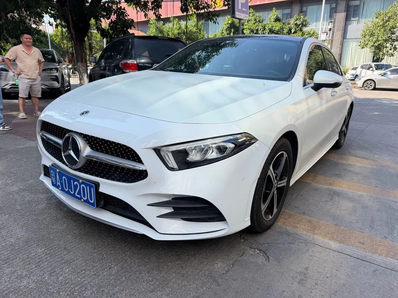 Mercedes Benz Class A 2022 A 200 L 1.3T Dynamic Automatic - View 1