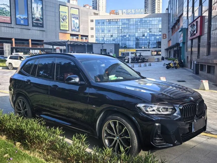 BMW 2022 X3 xDrive30i 2.0T exclusive M obsidian night set (modified) automatic gear 3