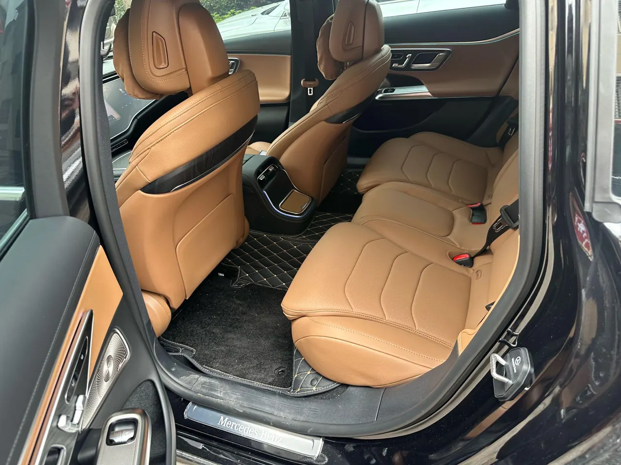 Mercedes Benz E-Class 2026 model E 300 L 48V 2.0T Luxury Edition Automatic 4