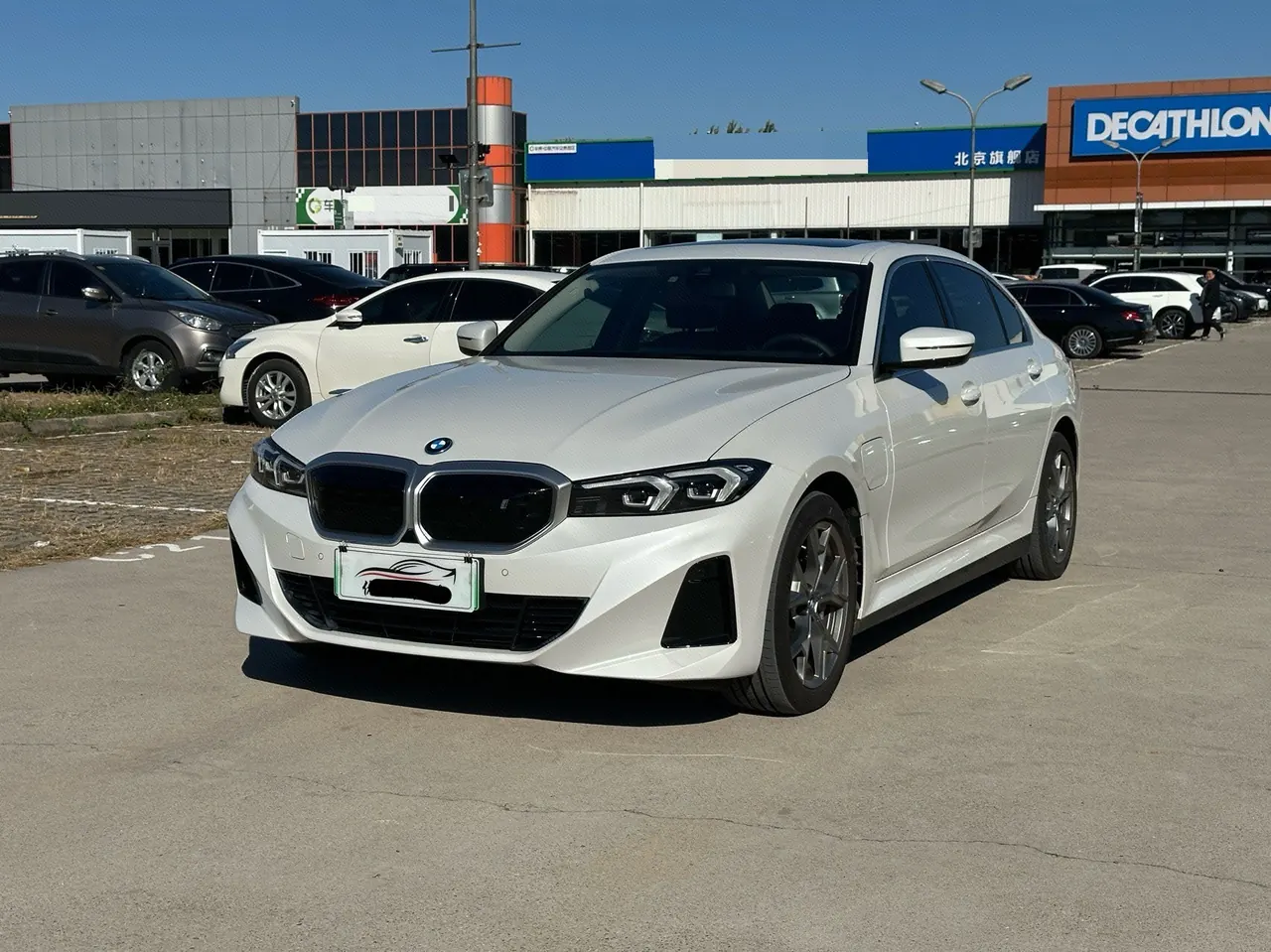 BMW 2022 i3 eDrive 35L automatic gear - View 1