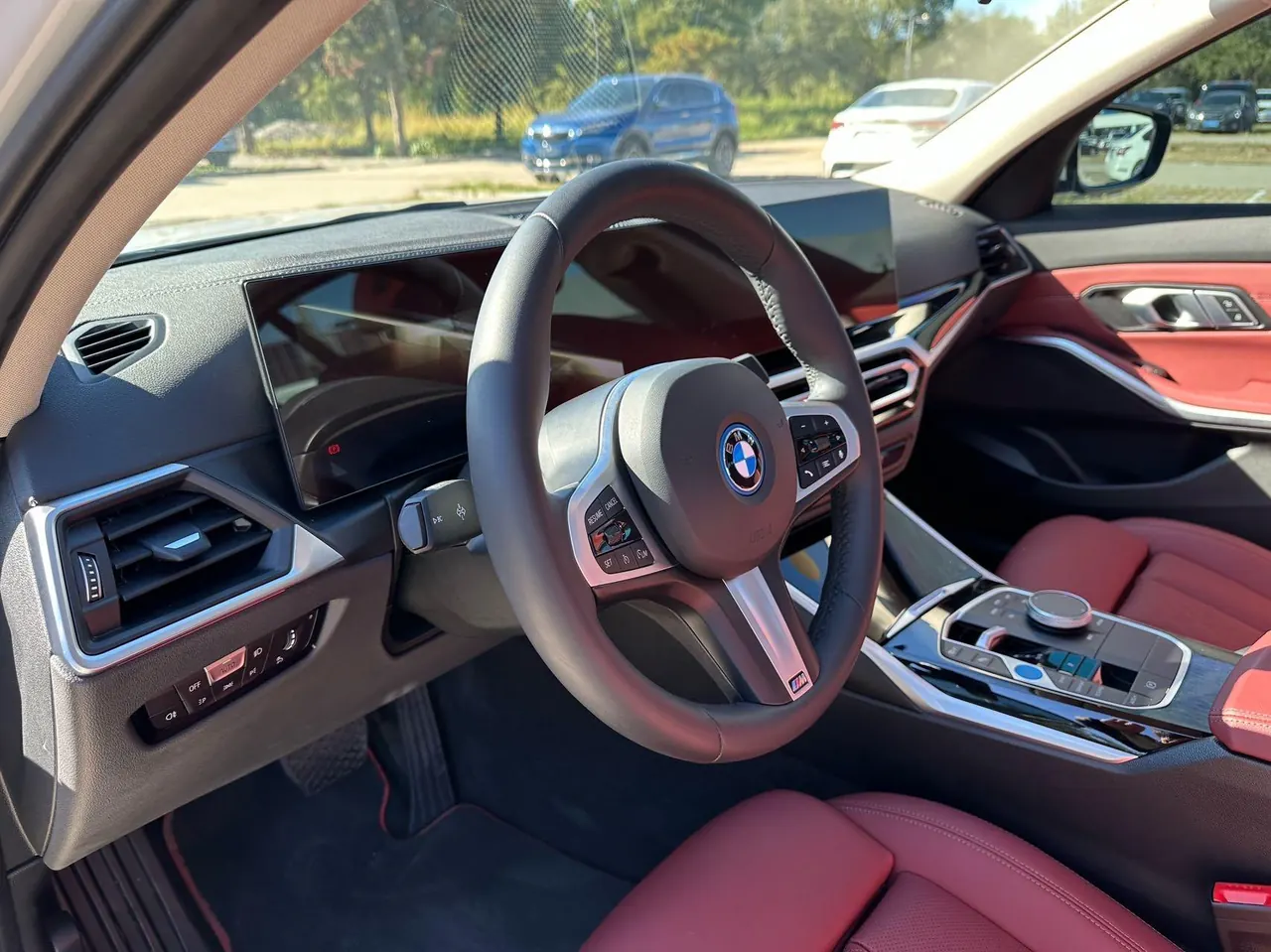 BMW 2022 i3 eDrive 35L automatic gear 5