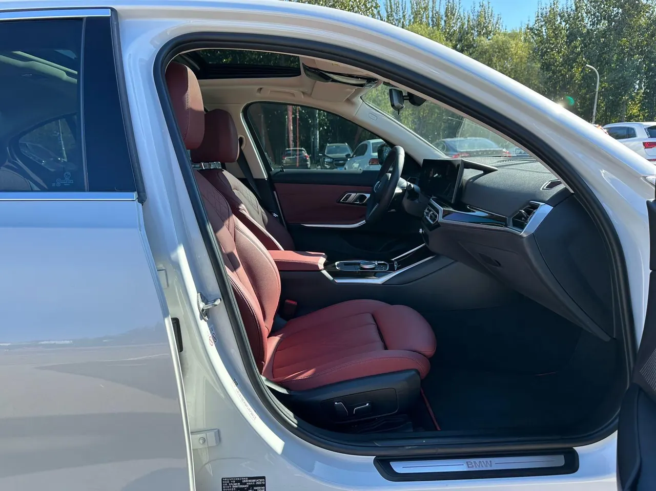 BMW 2022 i3 eDrive 35L automatic gear 7