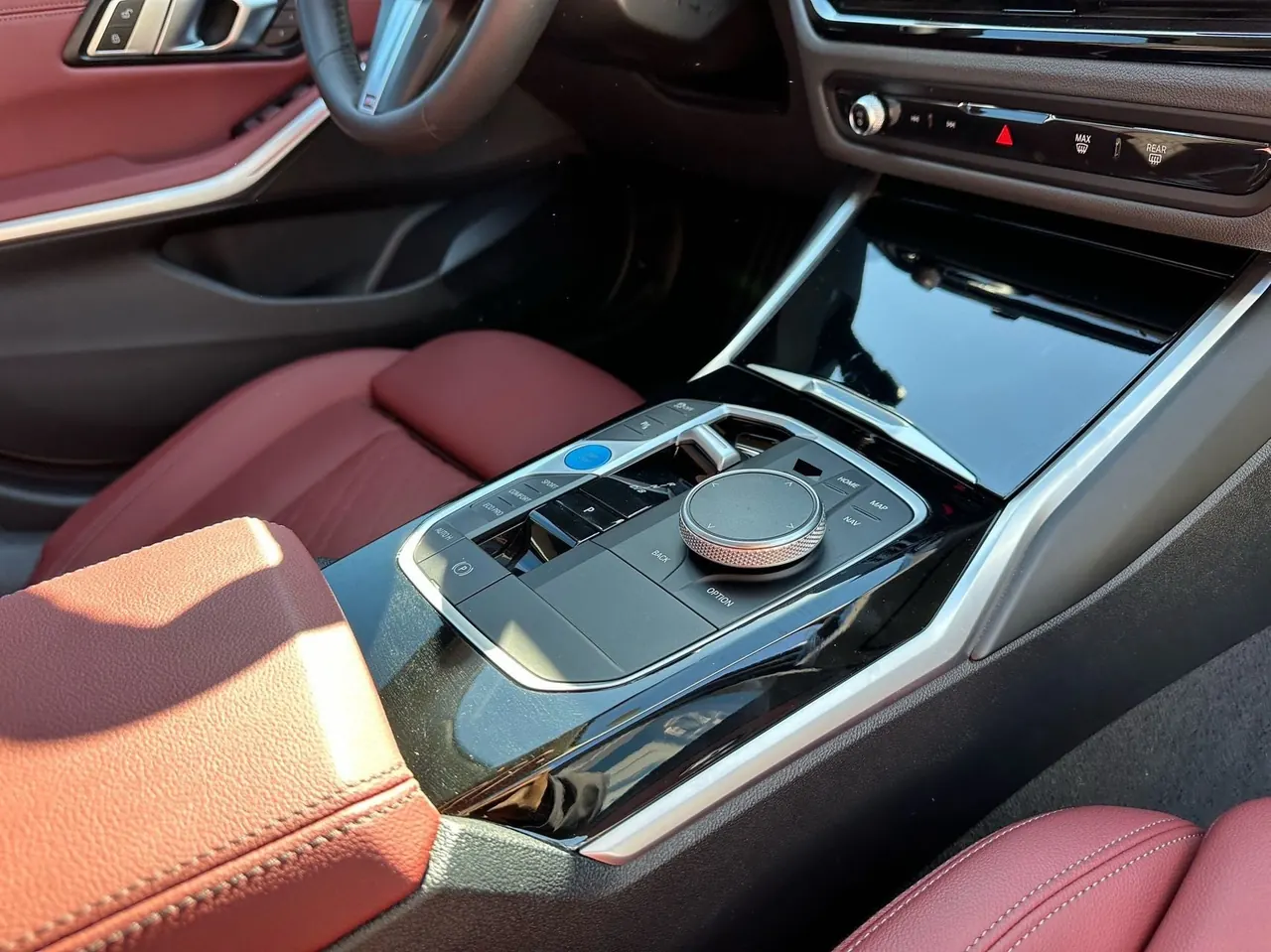 BMW 2022 i3 eDrive 35L automatic gear 9