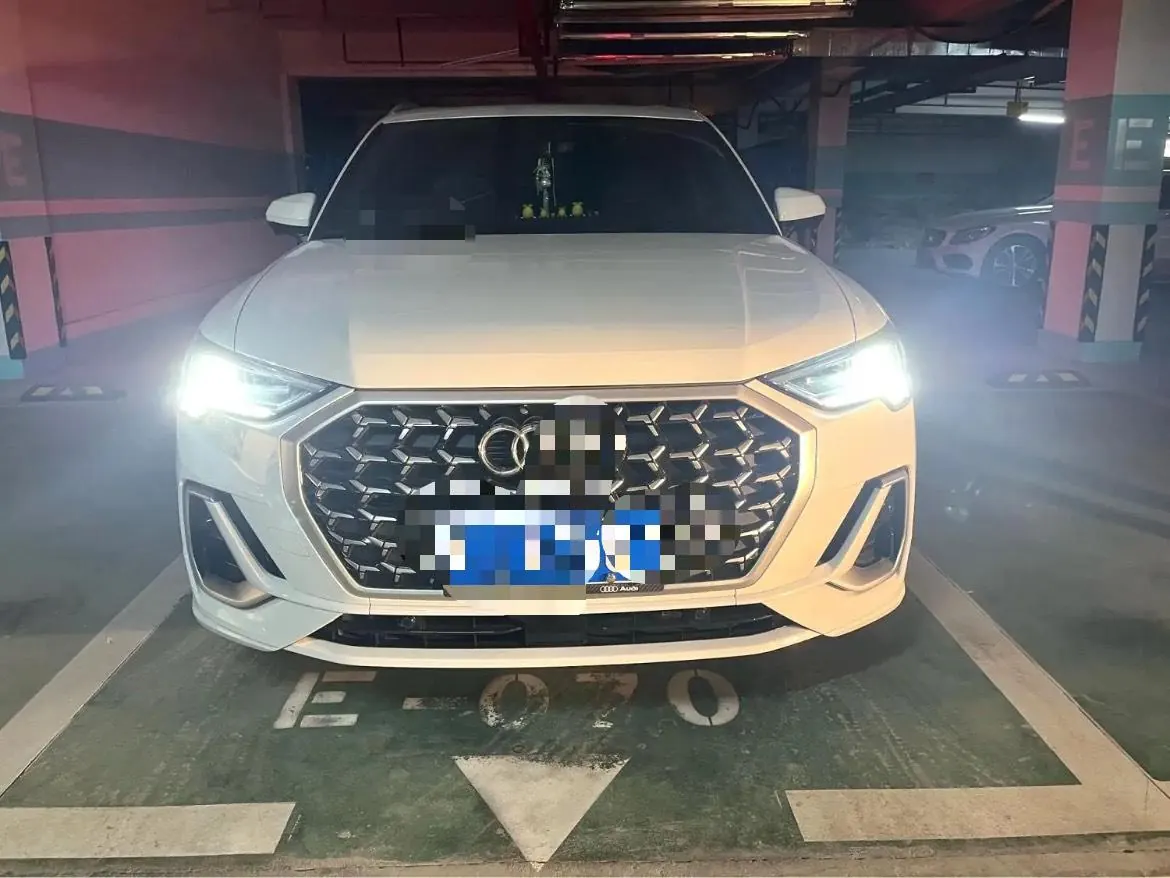 Audi 2025 Q3 1.5TFSI 35TFSI 45th Anniversary Collection Edition Quattro Fashion Dynamic Automatic Gear 2
