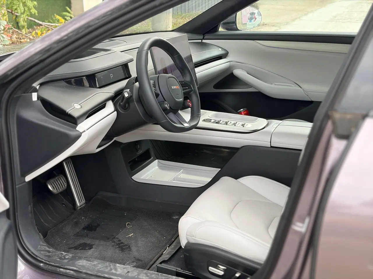 MI 2024 SU 7 750km Four-wheel Drive Max Founding Edition Automatic Gear 2