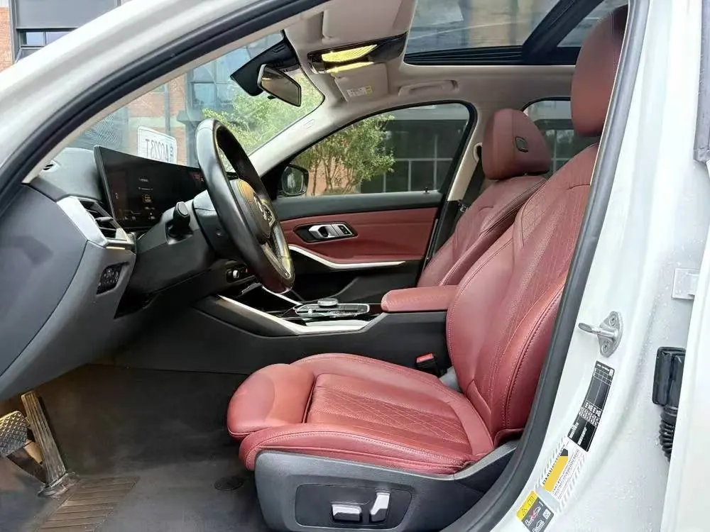 BMW 2023 i3 eDrive 40 L obsidian night suit automatic gear 7