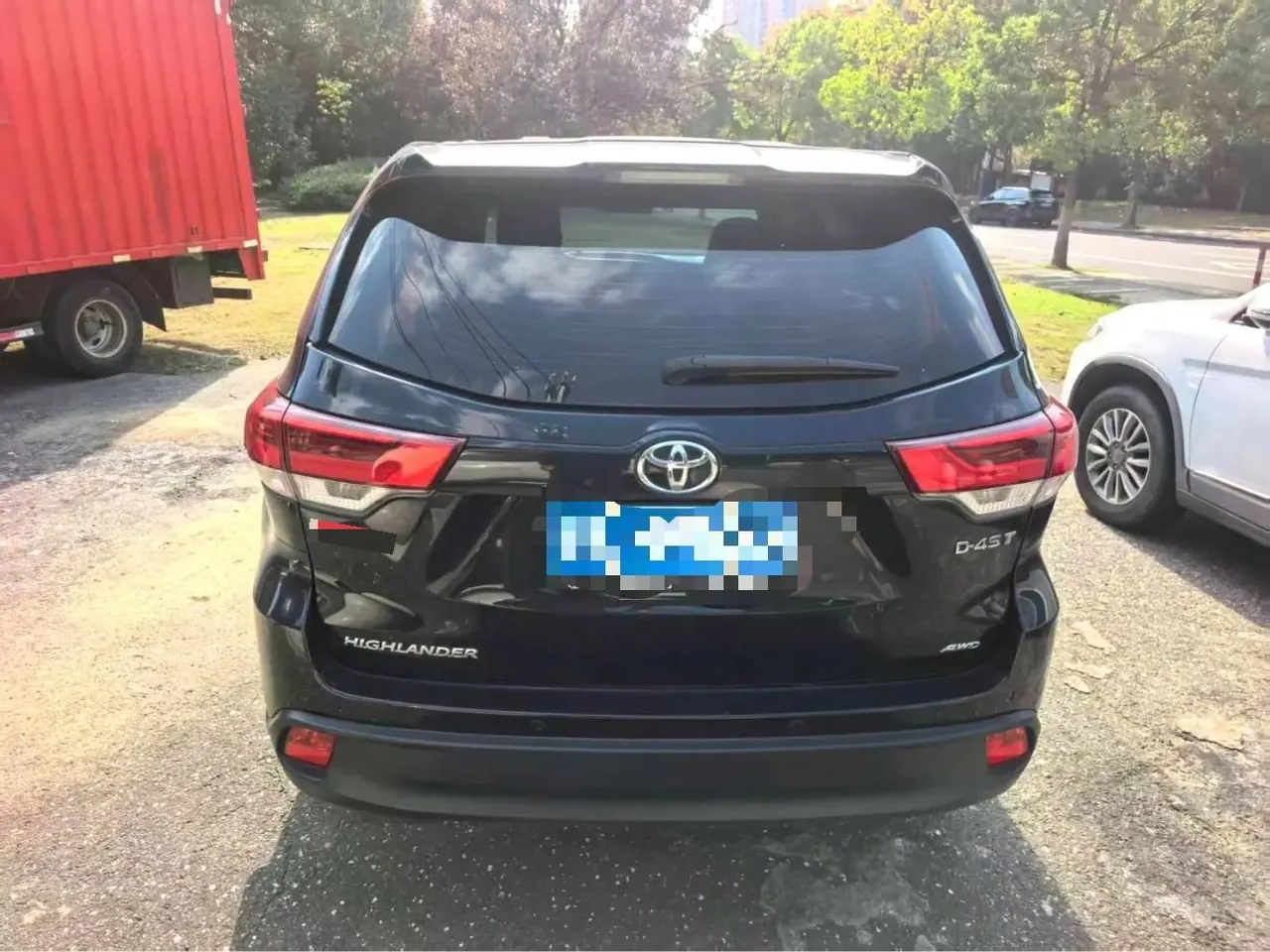Toyota 2022 Highlander 2.0T 380T 4-wheel drive deluxe 7-seat automatic gear 7