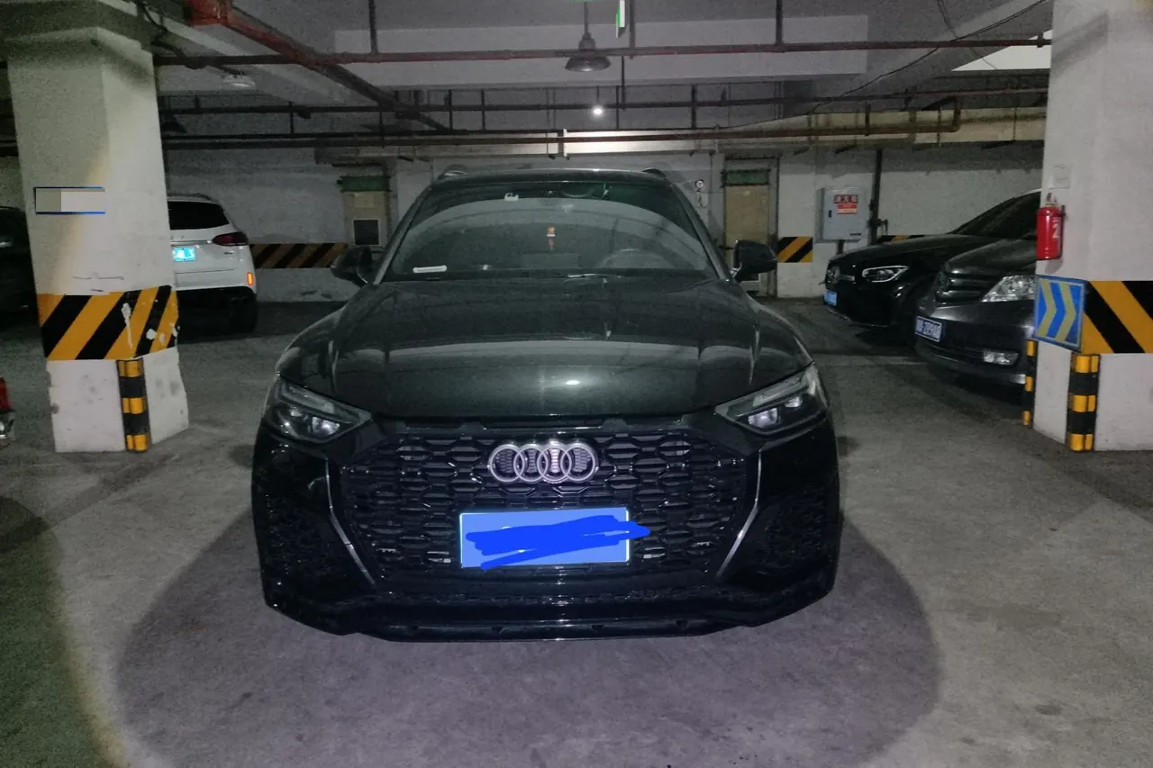 Audi 2022 Q5L 2.0TFSI 45TFSI luxury dynamic automatic transmission 2