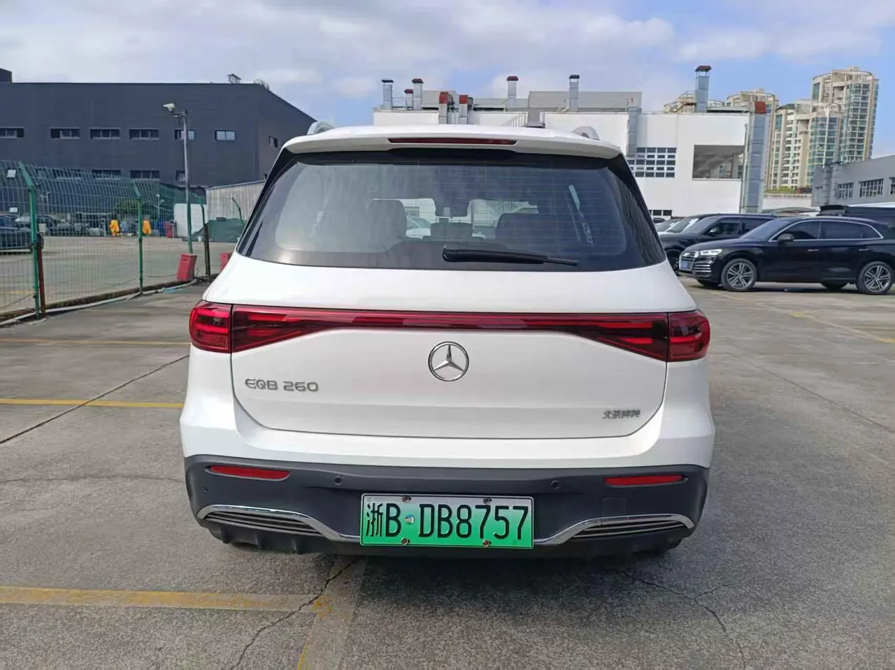 Mercedes Benz 2025 EQB 260 EQB 260 Automatic 8